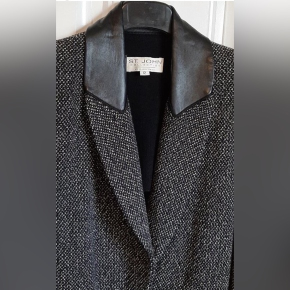 St. John Collection Black and Gray Marbled Wool Blend Knit & Leather Trim Blazer - Picture 7 of 10